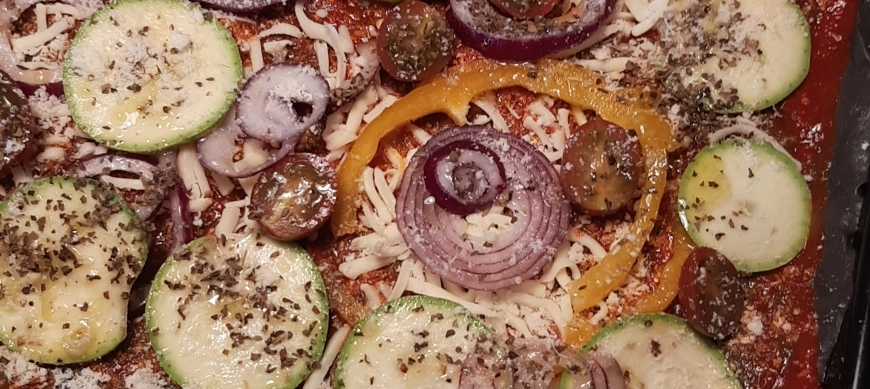 Masa de pizza con tinta de calamar