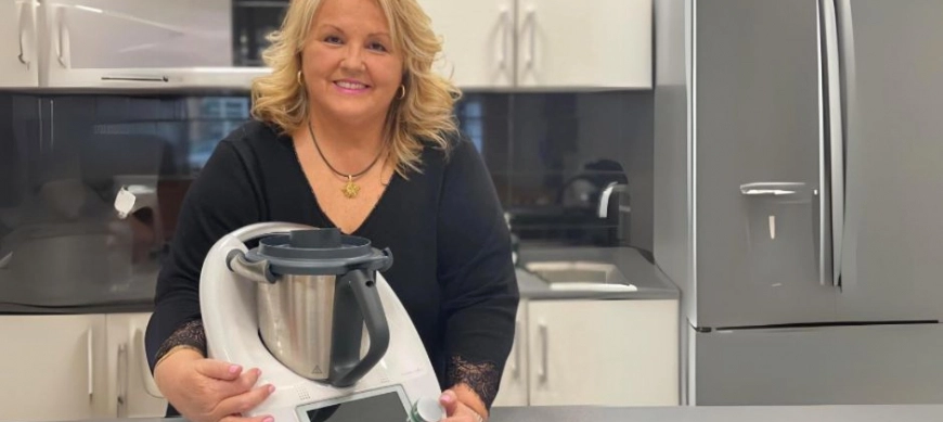 Nueva promoción: del 17 al 24 junio 2024 tu thermomix blanca o negra + segundo vaso por solo 1236€