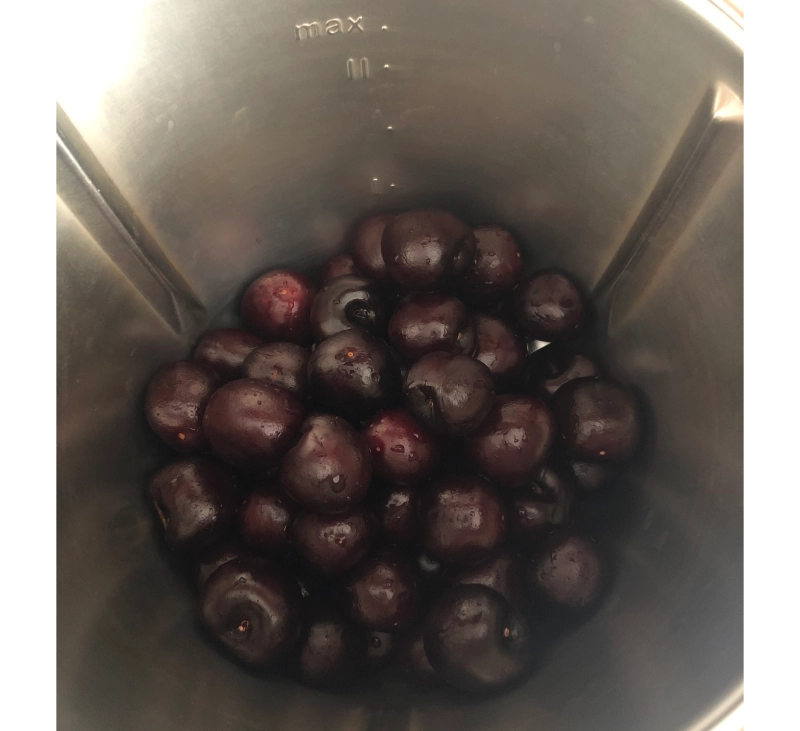 DESHUESAR CEREZAS CON THERMOMIX