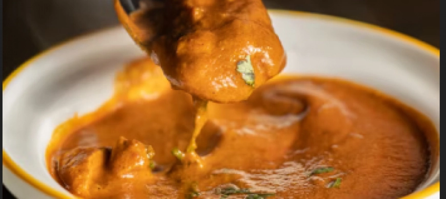 CURRY DE CERDO SALTEADO