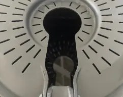 Step <p><span style="font-weight: normal;">Vierta en el vaso el agua y el vinagre . Unte la parte interior del cestillo con aceite e introduzca el cestillo en el vaso . Programe </span>12 min./100ºC/vel 2. </p> illustration