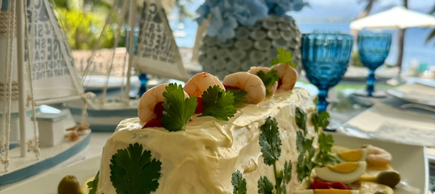 PASTEL DE PATATA RELLENO DE ENSALADILLA