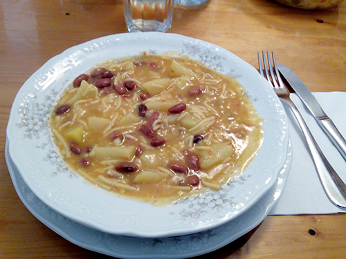 PAPAS, JUDÁAS Y FIDEOS