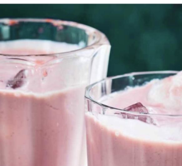smoothie de fresas y platano/ vegano