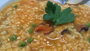 ARROZ MELOSO CON MEJILLONES